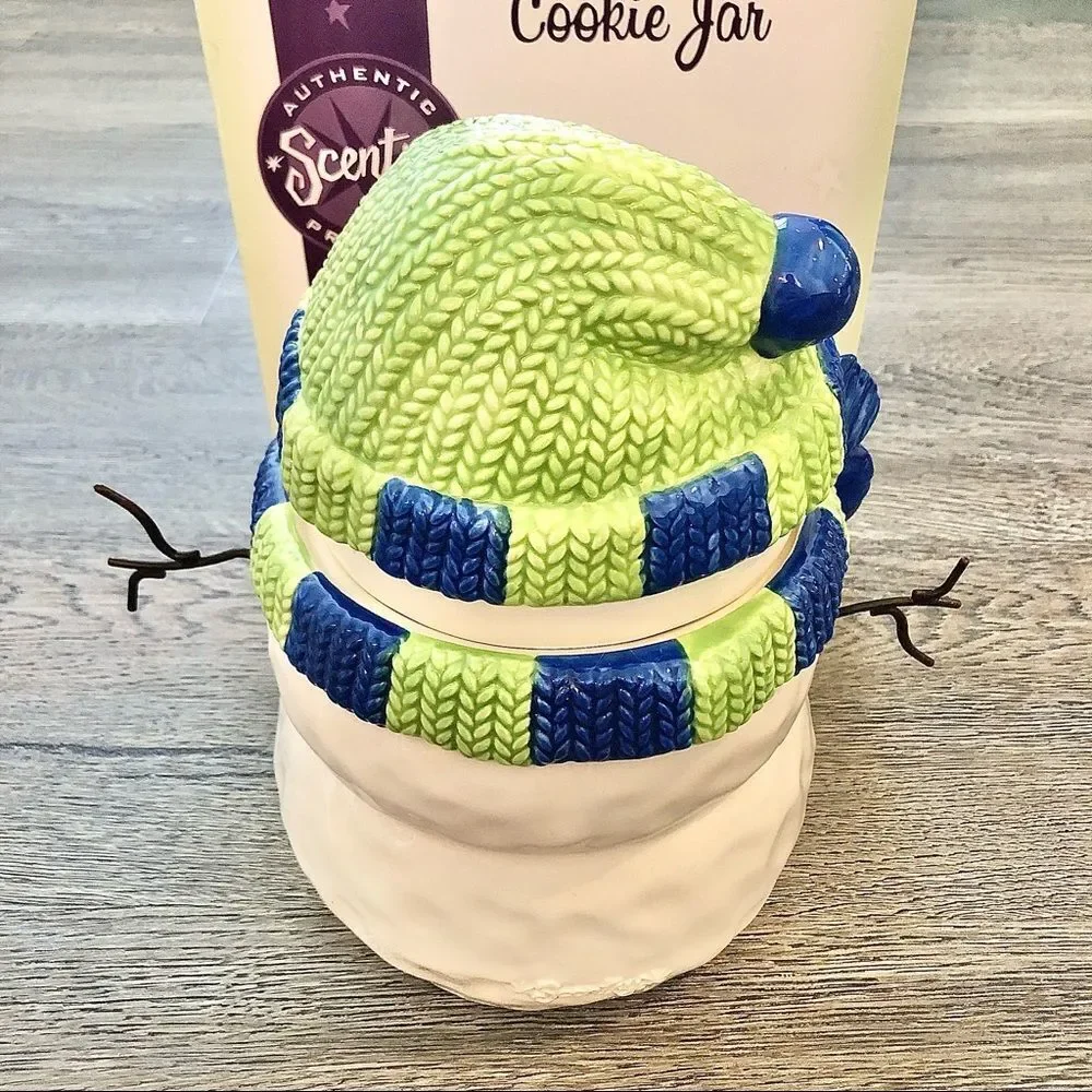 SCENTSY 𝅺Snowman Cookie Jar - Host Exclusive - Brand New In Box - Great Gift!